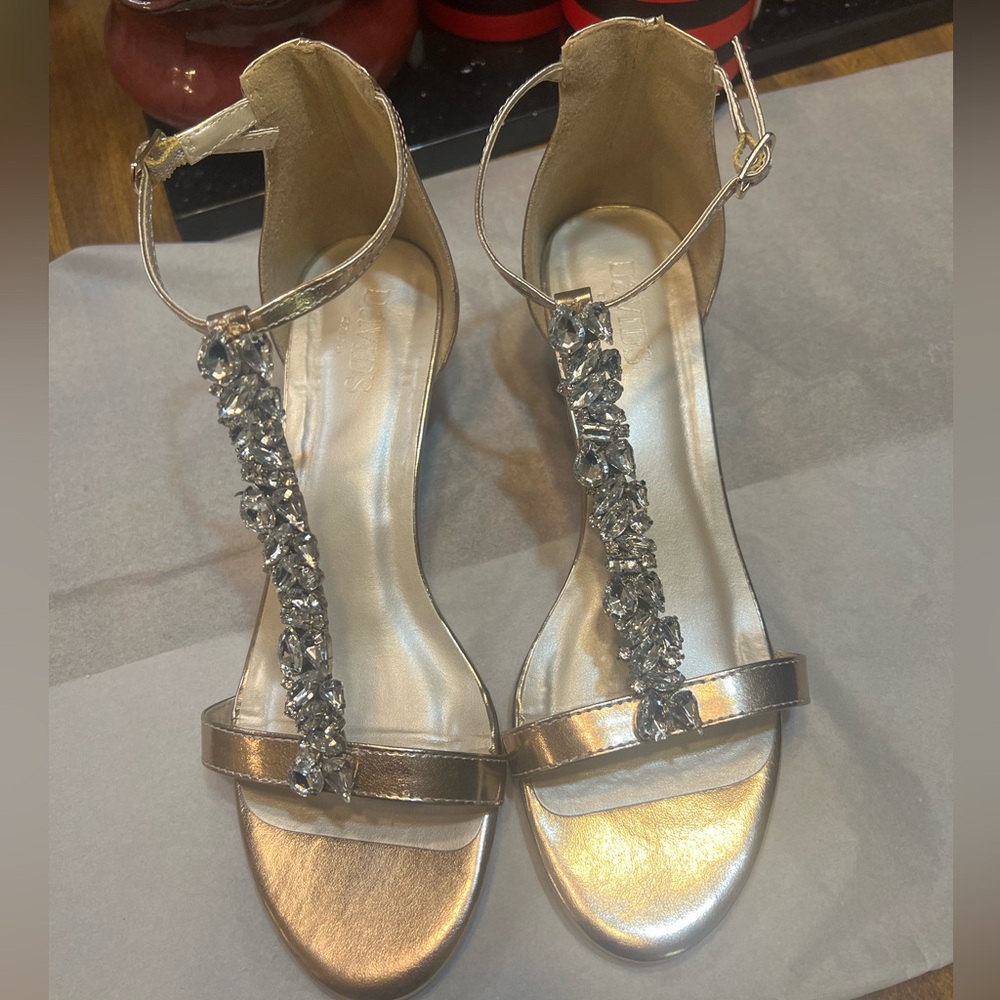 Davids Bridal rose gold sandals - Picture 1 of 8